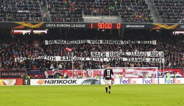 Die Salzburg-Fans hatten eine Nachricht für Rangnick.