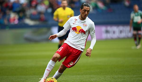 Pehlivan wurde in der Saison 2015/16 meister mit Salzburg.
