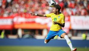 Folha de Sao Paolo (Brasilien): "Brasilien kommt gut an, braucht aber noch eine Feinabstimmung. Jetzt gilt es, die Euphorie eindämmen. Das 3:0 gegen Österreich darf nicht dazu verleiten, zu ausgelassen zu sein."
