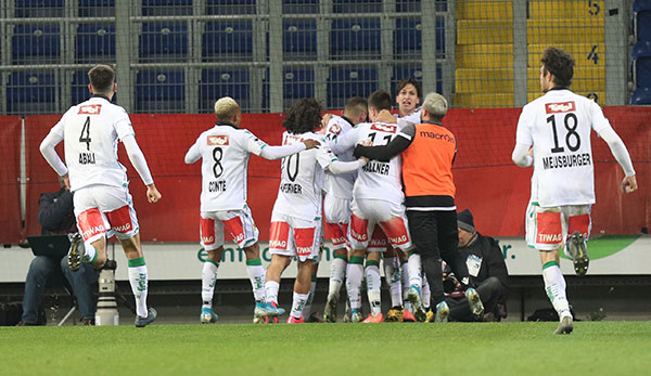 Wacker Innsbruck zieht nach dem Sieg im Elfmeterschießen gegen St. Pölten in das ÖFB-Cup-Halbfinale ein