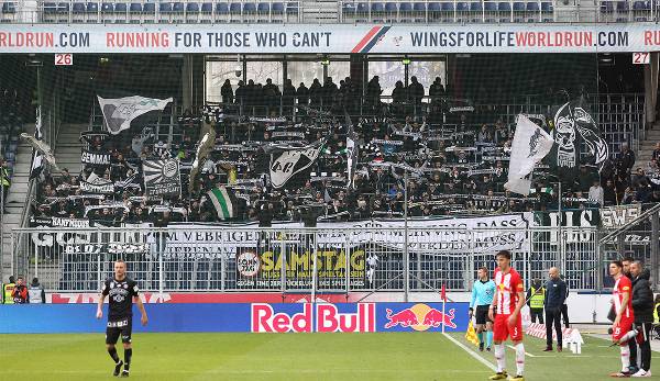 Red Bull Salzburg, SK Sturm Graz, Fans, Auswärtsfans, Zuseher, Zuschauer