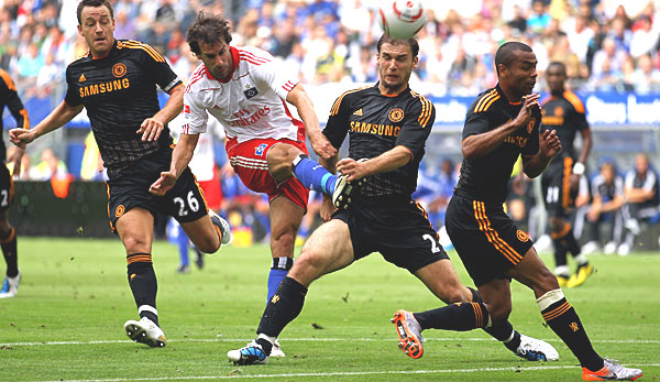 Ruud van Nistelrooy gegen ganz Chelsea! Der Niederländer war der Fixpunkt in der HSV-Offensive