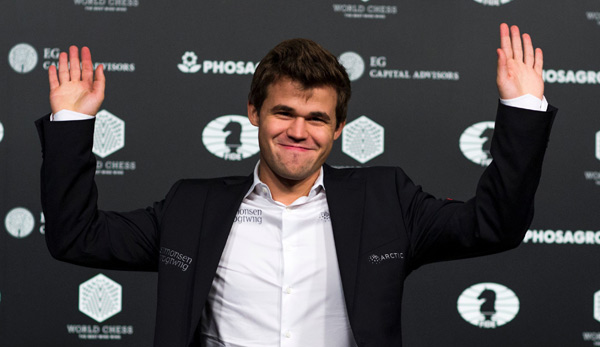 Alter und neuer Weltmeister: Magnus Carlsen hat seinen Titel verteidigt.