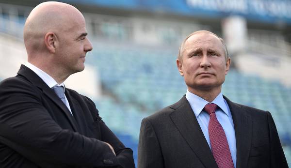 FIFA-Präsident Gianni Infantino hat noch nicht über einen Ausschluss Russlands entschieden.