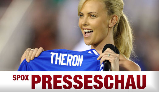 Bei der Generalprobe zur WM-Auslosung schickte Charlize Theron Irland zur WM