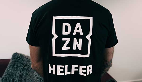 Erkläre deinen Verwandten DAZN und gewinne ein #DAZNhelfer Shirt!