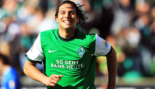 Bremens Claudio Pizarro erzielte gegen den SC Freiburg sein 132. Bundesliga-Tor