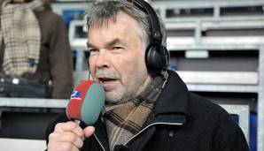 Fußball-Kommentator "Manni" Breuckmann feiert sein Comeback bei DAZN.