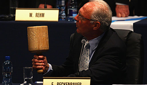 Wie man den Kaiser kennt: Franz Beckenbauer holte zum Rundumschlag aus