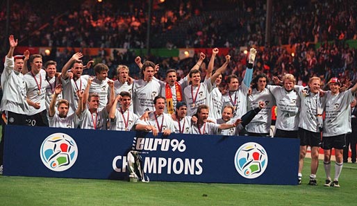 HISTORIE: Durch das Golden Goal von Oliver Bierhoff wurde Deutschland 1996 Europameister. Seitdem wurde kein EM-Spiel mehr gewonnen