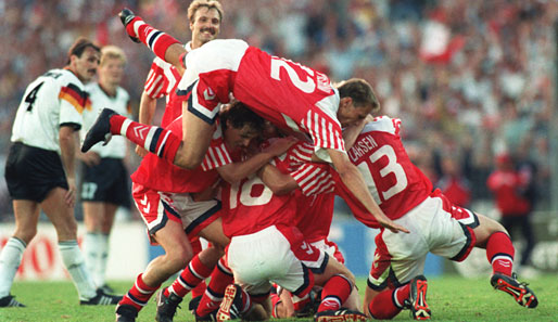 Dänemarks Fußballer waren schon im Urlaub, als sie zur EM 1992 gerufen wurden. Danish Dynamite holte sich vor lauter Freude gleich den Turniersieg.