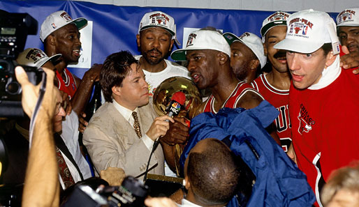 Michael Jordan hatte noch einmal 33 Punkte nachgelegt und war selbstredend als MVP der Finals ausgezeichnet