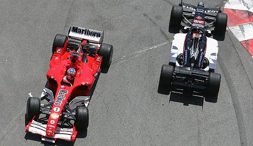 Wo ist der Fehler in diesem Bild? Barrichello und Albers im Rennen 2005