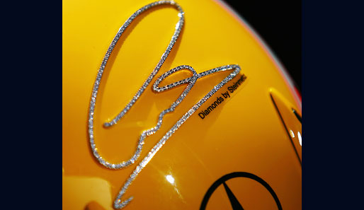 Lewis Hamiltons Luxus sind Diamanten auf dem Helm