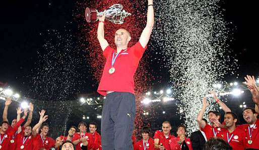 Den 36. Meistertitel fuhr Olympiakos Piräus in der griechischen Super League ein