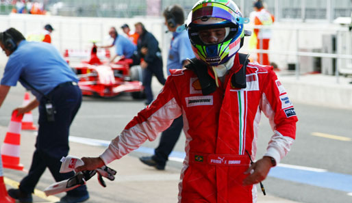 ...und Frust beim Brasilianer. Teamkollege Kimi Räikkönen kommt auf Platz drei