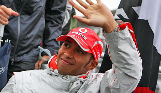 Willkommen in Silverstone: Beim Heimrennen von Lewis Hamilton...
