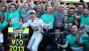 Nico Rosberg freut sich über seinen Sieg in Monaco