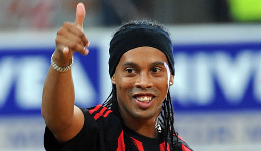 Fußball, Mailand, Milan, AC, Ronaldinho, Vorstellung