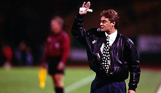 1997 schaffte Veh als Trainer von Greuther Fürth im schicken Outfit erstmals den Aufstieg in die 2. Liga