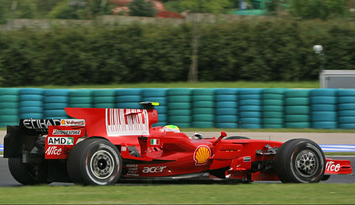 Ferrari machte zunächst halbe Sachen. Felipe Massa fuhr den Haifisch spazieren