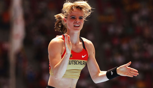 Stabhochspringerin Silke Spiegelburg hat sich in Peking für das Finale qualifiziert