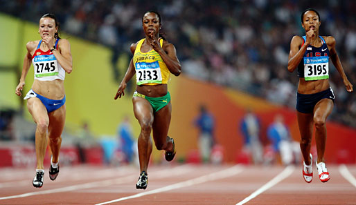Die Jamaikanerin Veronica Campbell-Brown zog locker in das Finale über 200 Meter ein