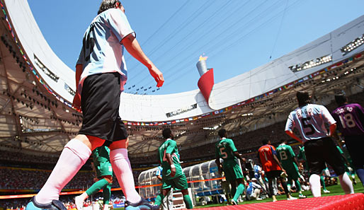 Einmarsch der Gladiatoren: Das olympische Fußball-Finale Argentinien vs. Nigeria