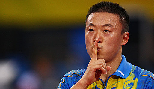 Wenn der Kuchen redet... Der Chinese Ma Lin im ersten Tischtennis-Halbfinale
