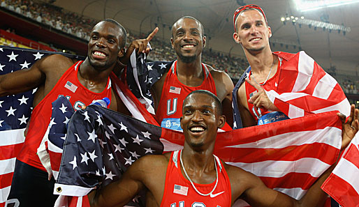 Auch die USA hatten Grund zur Freude: Die 4x400-m-Staffel ersprintete sich den Olympiasieg