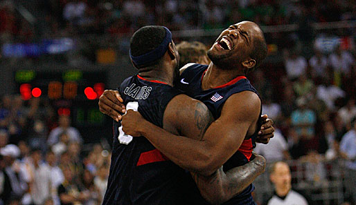 Welche Last den NBA-Stars von den Schultern purzelt, sieht man an LeBron James und Michael Redd