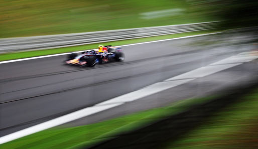 Vom Regen auf den dritten Platz gespühlt: Mark Webber