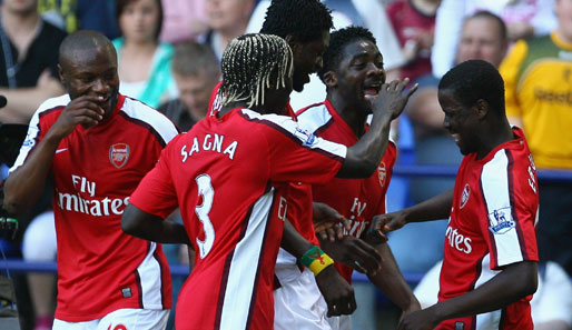 Arsenal London, Bolton Wanderers, Sagna, Gallas, Eboue, Adebayor