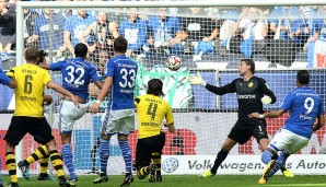 Schalkes bis dato letzter Sieg im Derby: Schnell gingen die Knappen im September 2014 mit 2:0 in Front. Aubameyang verkürzte direkt, doch am Ende stand ein 2:1-Sieg der Mannschaft von Jens Keller