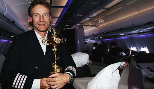 2004 in Oakland Hills, Michigan: USA - Europa: 9,5:18,5. Captain Langer führt Europa zu einem triumphalen Sieg