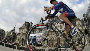 100 Jahre Tour de France. Die Tour startet und endet wie 1903 in Paris