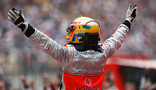 Perfektes Qualifying, perfektes Rennen! Lewis Hamilton dominierte in Schanghai das Wochenende
