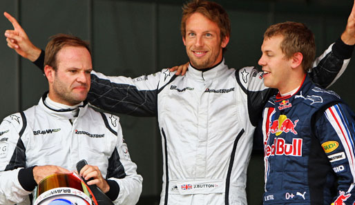 2009: Zwei Rennen vor Saisonende hat Jenson Button 14 Punkte Vorsprung auf Teamkollege Rubens Barrichello und 16 auf Sebastian Vettel