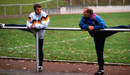 Dumm nur, dass Bundestrainer Berti Vogts Klinsmanns engster Vertrauter war. Die Folge: Matthäus wird von Vogts nicht für die EM 1996 nominiert
