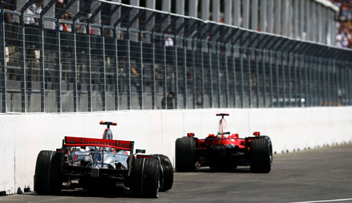 Kanada-GP: Dumm gelaufen! Hamilton übersieht eine Rote Ampel und rauscht Räikönnen ins Heck. Massa wird Fünfter. WM-Stand: Hamilton - Massa 38:38