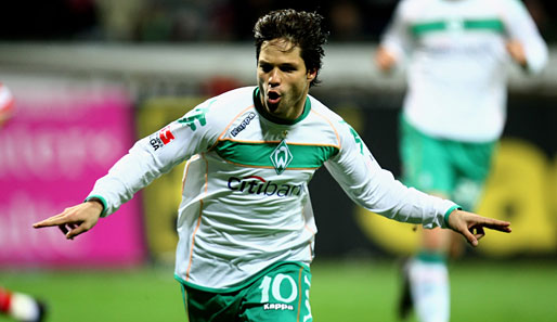 Die Führung für Werder erzielte Diego per Elfmeter nach einem Foul an Frank Baumann