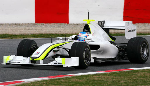 Viel Neues zu Beginn der heißen Endphase der Tests im März. In Barcelona ging zum ersten Mal das Brawn GP F1 Team auf die Strecke