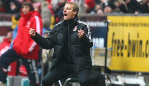 Bei Jürgen Klinsmann entlud sich die ganze Anspannung im Jubel