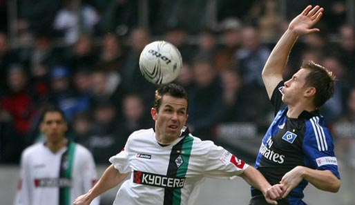 Borussia Mönchengladbach - Hamburger SV 4:1: Tomas Galasek (l.) konnte nach seiner Magen-Darm-Grippe wieder mitmachen