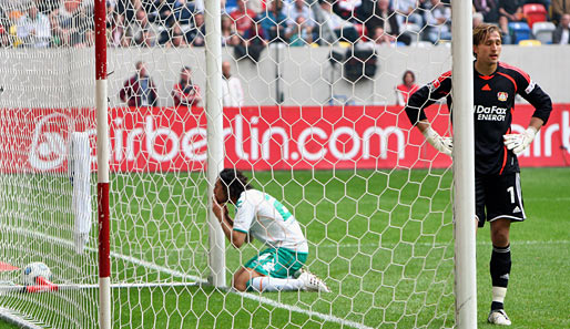 Bayer Leverkusen - Werder Bremen: Die Antwort der Bremer ließ nicht lange auf sich warten. Pizarro (am Pfosten) traf zum 1:1