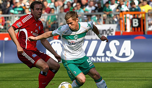 Der Werder-Coach ließ Claudio Pizarro auf der Bank und brachte Markus Rosenberg (rechts) von Beginn an
