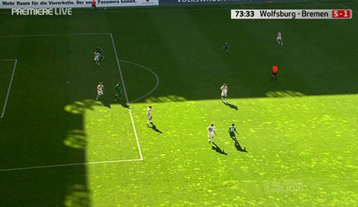 74. Minute: Der letzte Auftritt der Wolfsburger Torfabrik: Gentner kommt über die linke Seite...
