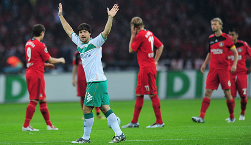 In seinem letzten Spiel für Bremen zeigte sich Diego noch einmal dankbar gegenüber den Werder-Fans