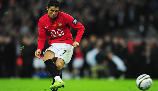 Knapp dahinter folgt Cristiano Ronaldo von Manchester United - der Portugiese traf 18 Mal ins Schwarze