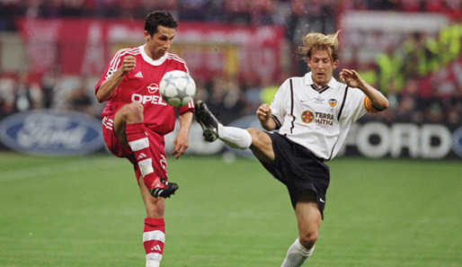 Der letzte Europapokaltriumph einer deutschen Mannschaft: Bayern gewinnt 2001 gegen Valencia in Mailand 5:4 i.E.